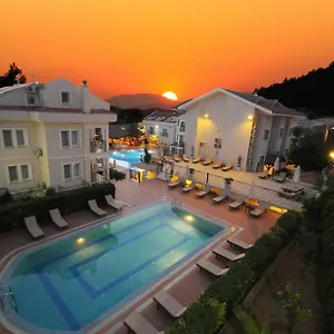 Sea Breeze And 4*, Ölüdeniz Türkei